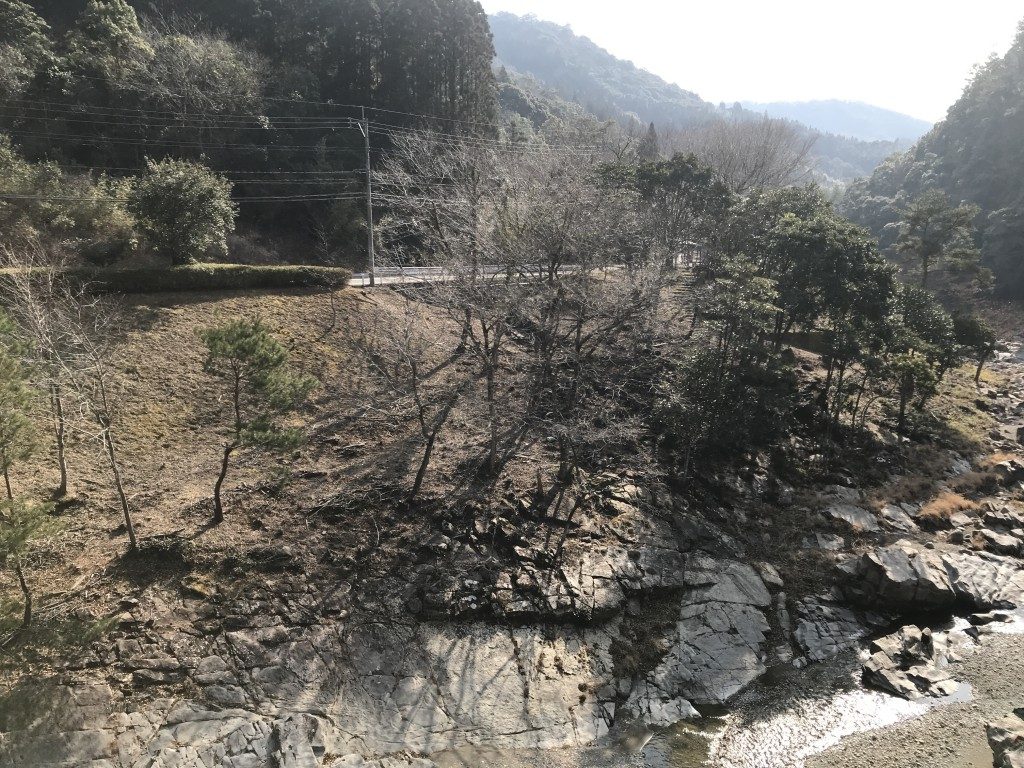 宮崎県美郷町北郷区 宇納間地蔵案内 とどろき橋からの川の景色