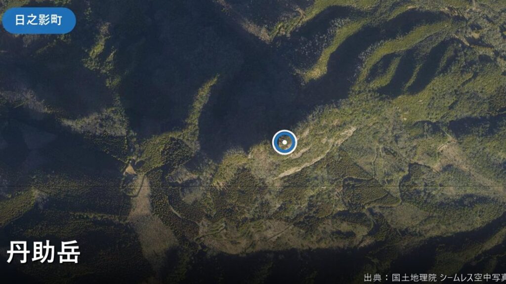 丹助岳 の空撮