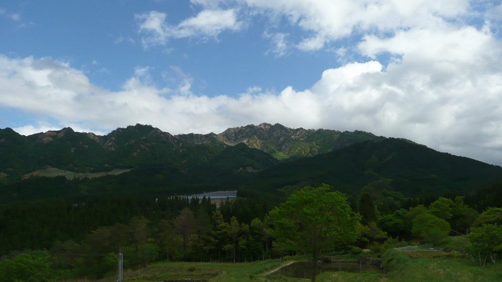 矢立高原キャンプ場(矢立から望む市房山)