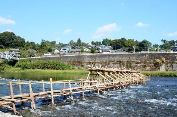 延岡水郷鮎やな（延岡水郷の鮎やな）
